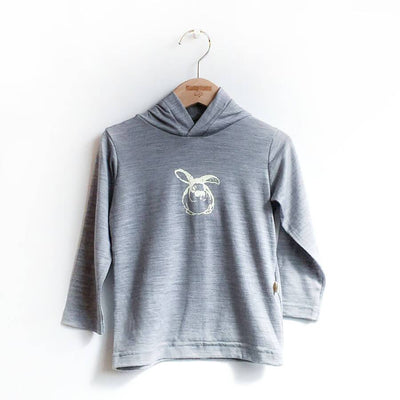 mokopuna merino sweatshirt with hood and long sleeves in size 3_mist bunny print