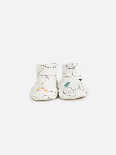 mokopuna newborn booties in merino with foldable cuffs in size OSFA_wandering paws